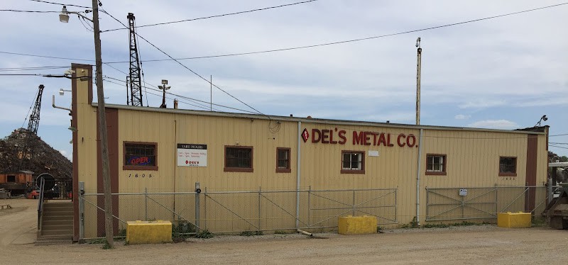 Del&apos;s Metal Recycling center at 1605 1st St